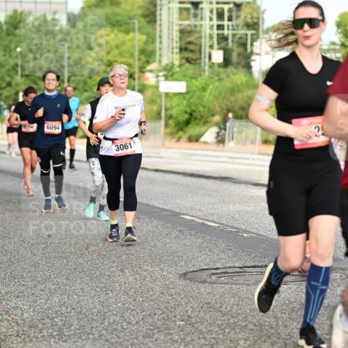 06.09.2026 - CURREX Alsterlauf Dr. Thomas Lammeyer http://msf.ph/oto/10140954 06.09.2026 10:09:20 Laufen 6429, 6094, 3061, 48 meine-sportfotos.de