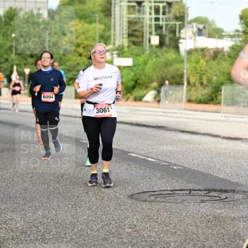 06.09.2026 - CURREX Alsterlauf Dr. Thomas Lammeyer http://msf.ph/oto/10140958 06.09.2026 10:09:21 Laufen 6429, 6094, 3061, 2725 meine-sportfotos.de