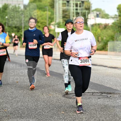 06.09.2026 - CURREX Alsterlauf Dr. Thomas Lammeyer http://msf.ph/oto/10140972 06.09.2026 10:09:22 Laufen 6429, 6094, 3061 meine-sportfotos.de