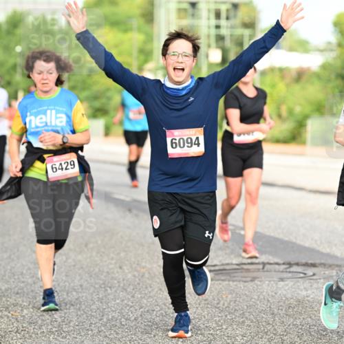 06.09.2026 - CURREX Alsterlauf Dr. Thomas Lammeyer http://msf.ph/oto/10140986 06.09.2026 10:09:24 Laufen 6429, 6094 meine-sportfotos.de