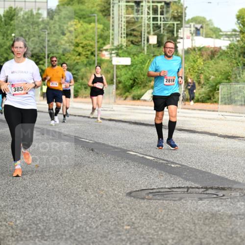 06.09.2026 - CURREX Alsterlauf Dr. Thomas Lammeyer http://msf.ph/oto/10141008 06.09.2026 10:09:27 Laufen 5372, 385, 3342, 3516, 2818 meine-sportfotos.de