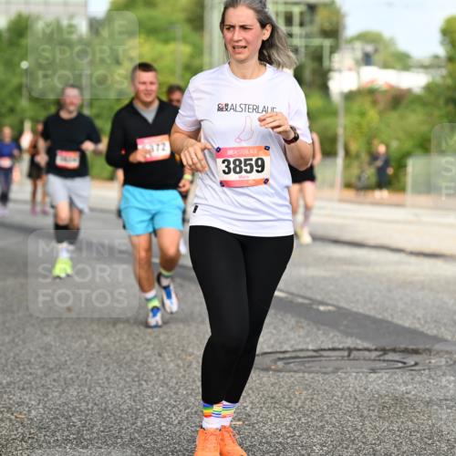 06.09.2026 - CURREX Alsterlauf Dr. Thomas Lammeyer http://msf.ph/oto/10141033 06.09.2026 10:09:29 Laufen 3859, 281 meine-sportfotos.de