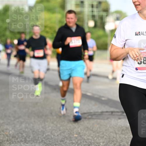 06.09.2026 - CURREX Alsterlauf Dr. Thomas Lammeyer http://msf.ph/oto/10141043 06.09.2026 10:09:30 Laufen 572, 3859 meine-sportfotos.de