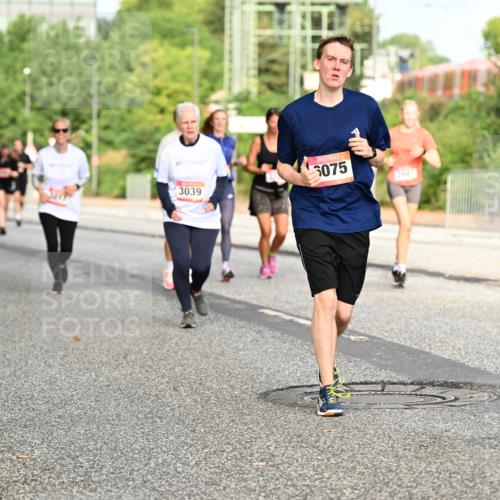 06.09.2026 - CURREX Alsterlauf Dr. Thomas Lammeyer http://msf.ph/oto/10141092 06.09.2026 10:09:36 Laufen 3039, 6075, 2541 meine-sportfotos.de
