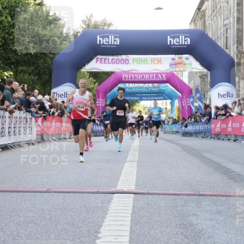 06.09.2026 - CURREX Alsterlauf Yannick Fuchs http://msf.ph/oto/10141114 06.09.2026 09:46:36 Ziel 2563, 2683, 2752, 3182, 4663, 4877, 5430, 5544, 6109 meine-sportfotos.de