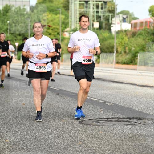 06.09.2026 - CURREX Alsterlauf Dr. Thomas Lammeyer http://msf.ph/oto/10141143 06.09.2026 10:09:41 Laufen 349, 4595, 4596 meine-sportfotos.de