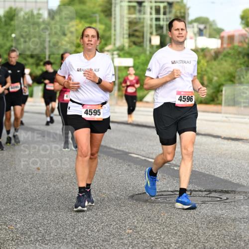 06.09.2026 - CURREX Alsterlauf Dr. Thomas Lammeyer http://msf.ph/oto/10141148 06.09.2026 10:09:42 Laufen 349, 6096, 4595, 4596 meine-sportfotos.de