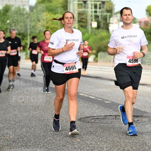 06.09.2026 - CURREX Alsterlauf Dr. Thomas Lammeyer http://msf.ph/oto/10141152 06.09.2026 10:09:42 Laufen 4109, 4595, 4596 meine-sportfotos.de