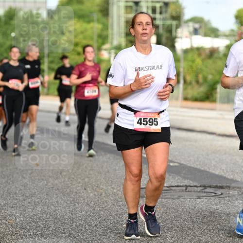 06.09.2026 - CURREX Alsterlauf Dr. Thomas Lammeyer http://msf.ph/oto/10141157 06.09.2026 10:09:43 Laufen 41210, 4595, 4596 meine-sportfotos.de