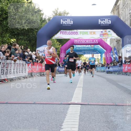 06.09.2026 - CURREX Alsterlauf Yannick Fuchs http://msf.ph/oto/10141162 06.09.2026 09:46:36 Ziel 2563, 2683, 2752, 3182, 4663, 4877, 5430, 5544, 6109 meine-sportfotos.de