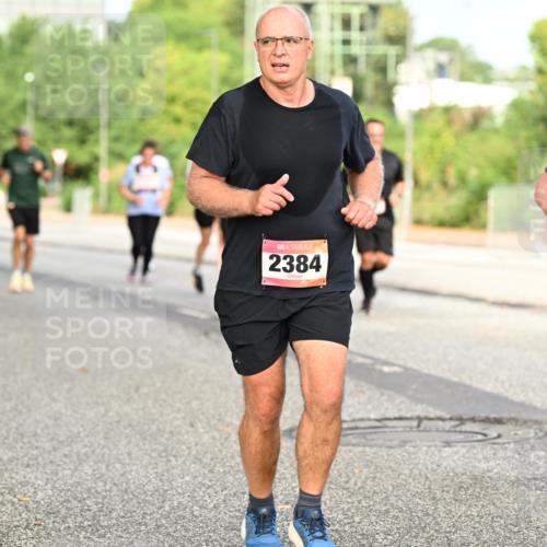 06.09.2026 - CURREX Alsterlauf Dr. Thomas Lammeyer http://msf.ph/oto/10141211 06.09.2026 10:09:51 Laufen 2384, 379 meine-sportfotos.de