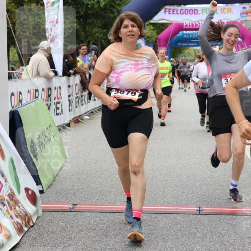 06.09.2026 - CURREX Alsterlauf Strokosch-Dieckow http://msf.ph/oto/10141236 06.09.2026 10:18:44 Ziel 2271, 2287, 2651, 3052, 3421, 3875, 3879, 4406, 4560, 4648, 4857, 5394, 5489, 6067 meine-sportfotos.de