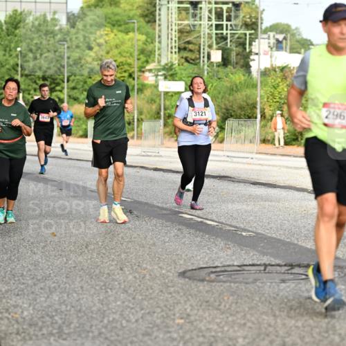 06.09.2026 - CURREX Alsterlauf Dr. Thomas Lammeyer http://msf.ph/oto/10141248 06.09.2026 10:09:55 Laufen 3510, 3643, 3121, 2967, 16 meine-sportfotos.de
