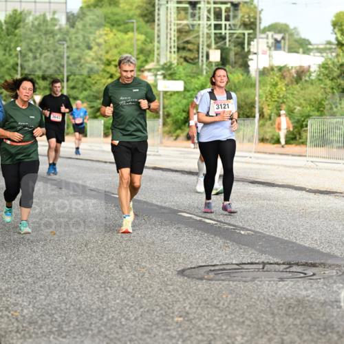 06.09.2026 - CURREX Alsterlauf Dr. Thomas Lammeyer http://msf.ph/oto/10141254 06.09.2026 10:09:55 Laufen 3643, 3510, 5183, 3121, 29 meine-sportfotos.de