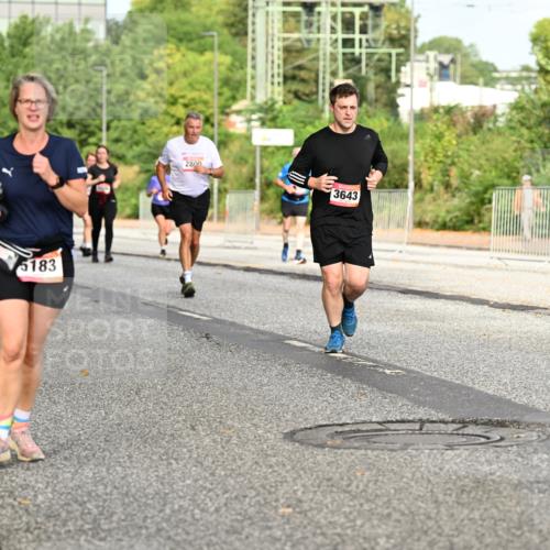 06.09.2026 - CURREX Alsterlauf Dr. Thomas Lammeyer http://msf.ph/oto/10141297 06.09.2026 10:10:00 Laufen 5183, 2800, 3643 meine-sportfotos.de