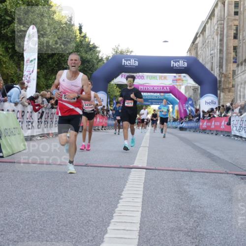 06.09.2026 - CURREX Alsterlauf Yannick Fuchs http://msf.ph/oto/10141300 06.09.2026 09:46:38 Ziel 2556, 2563, 2683, 2752, 4663, 4877, 5430, 5544, 6109 meine-sportfotos.de