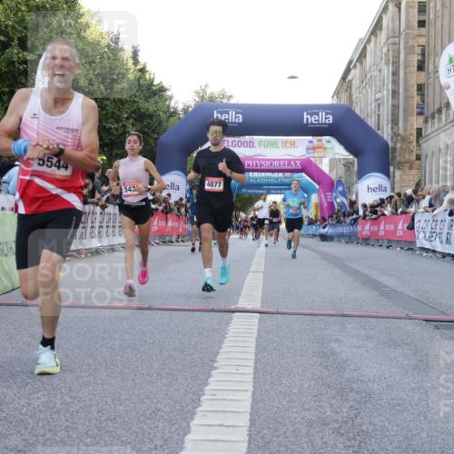 06.09.2026 - CURREX Alsterlauf Yannick Fuchs http://msf.ph/oto/10141334 06.09.2026 09:46:39 Ziel 2556, 2563, 3617, 4663, 4877, 5430, 5544, 6109 meine-sportfotos.de