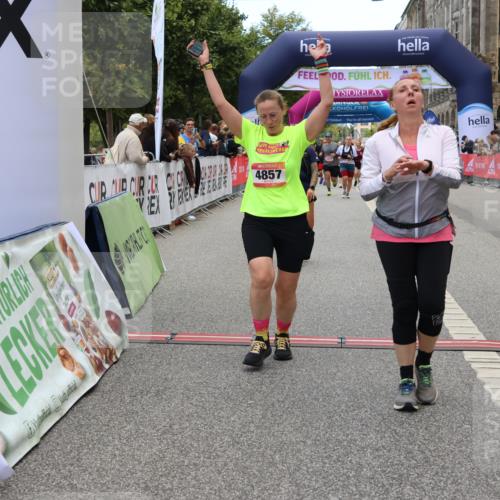 06.09.2026 - CURREX Alsterlauf Strokosch-Dieckow http://msf.ph/oto/10141355 06.09.2026 10:18:48 Ziel 2872, 3421, 3875, 3879, 4406, 4560, 4857, 5394, 5489, 6067 meine-sportfotos.de