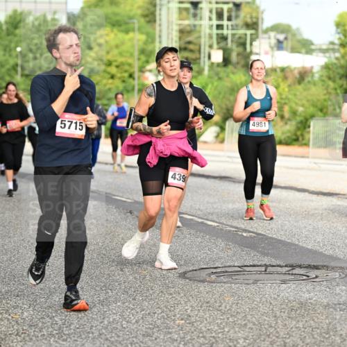 06.09.2026 - CURREX Alsterlauf Dr. Thomas Lammeyer http://msf.ph/oto/10141373 06.09.2026 10:10:08 Laufen 5715, 439, 4981, 5506, 3992 meine-sportfotos.de