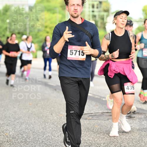 06.09.2026 - CURREX Alsterlauf Dr. Thomas Lammeyer http://msf.ph/oto/10141380 06.09.2026 10:10:09 Laufen 5715, 439 meine-sportfotos.de