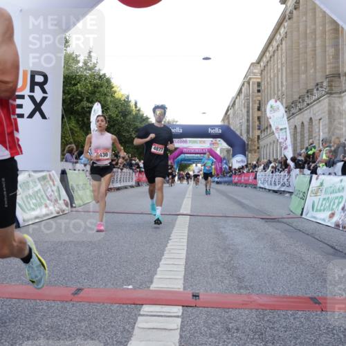 06.09.2026 - CURREX Alsterlauf Yannick Fuchs http://msf.ph/oto/10141382 06.09.2026 09:46:40 Ziel 2556, 3617, 4663, 4877, 5430, 5544, 6109 meine-sportfotos.de