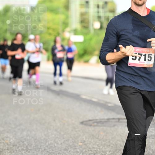 06.09.2026 - CURREX Alsterlauf Dr. Thomas Lammeyer http://msf.ph/oto/10141387 06.09.2026 10:10:10 Laufen 5715, 43 meine-sportfotos.de
