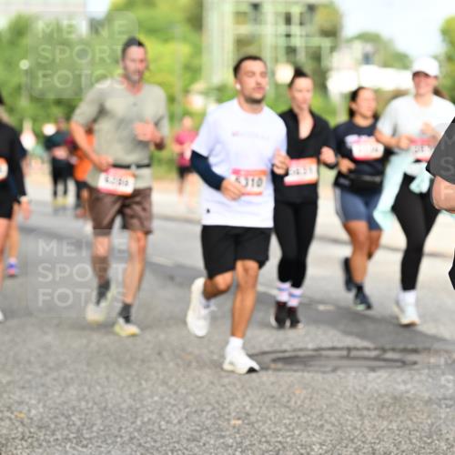 06.09.2026 - CURREX Alsterlauf Dr. Thomas Lammeyer http://msf.ph/oto/10141436 06.09.2026 10:10:16 Laufen 5310, 262 meine-sportfotos.de