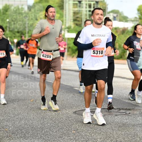06.09.2026 - CURREX Alsterlauf Dr. Thomas Lammeyer http://msf.ph/oto/10141438 06.09.2026 10:10:16 Laufen 6289, 6015, 1, 5310, 2, 3630 meine-sportfotos.de