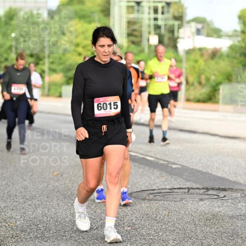 06.09.2026 - CURREX Alsterlauf Dr. Thomas Lammeyer http://msf.ph/oto/10141467 06.09.2026 10:10:20 Laufen 4400, 6015 meine-sportfotos.de