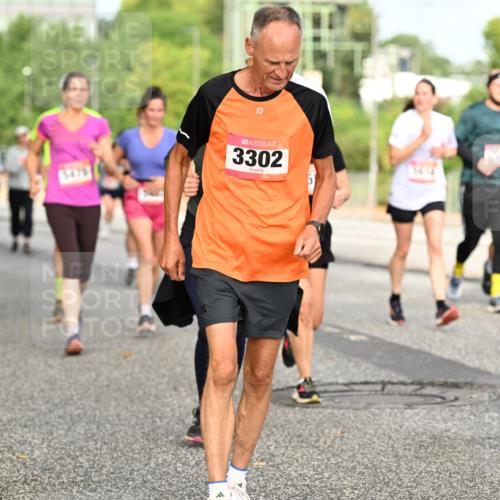06.09.2026 - CURREX Alsterlauf Dr. Thomas Lammeyer http://msf.ph/oto/10141511 06.09.2026 10:10:25 Laufen 5475, 3302 meine-sportfotos.de