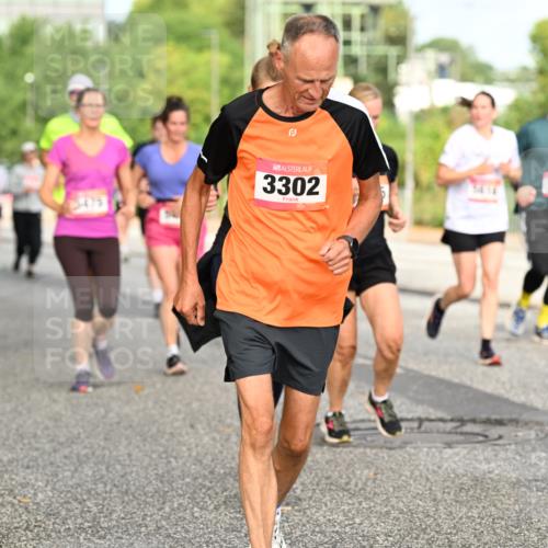 06.09.2026 - CURREX Alsterlauf Dr. Thomas Lammeyer http://msf.ph/oto/10141513 06.09.2026 10:10:25 Laufen 3302 meine-sportfotos.de