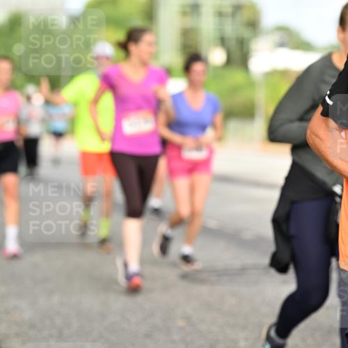 06.09.2026 - CURREX Alsterlauf Dr. Thomas Lammeyer http://msf.ph/oto/10141519 06.09.2026 10:10:26 Laufen 33 meine-sportfotos.de