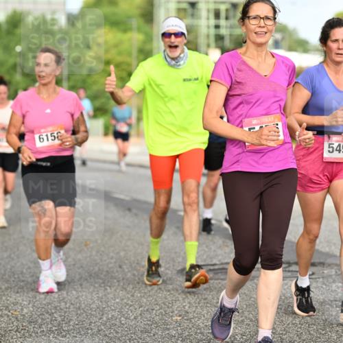 06.09.2026 - CURREX Alsterlauf Dr. Thomas Lammeyer http://msf.ph/oto/10141529 06.09.2026 10:10:27 Laufen 615, 5492 meine-sportfotos.de