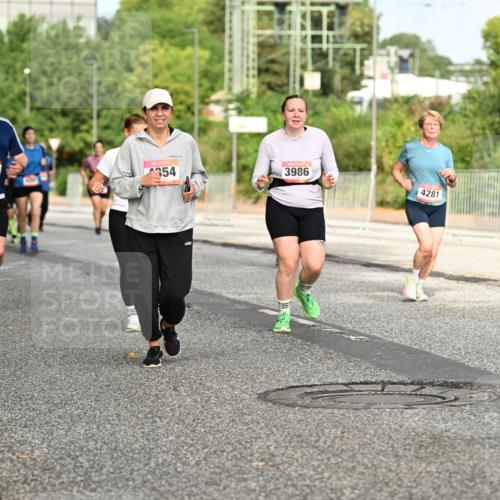 06.09.2026 - CURREX Alsterlauf Dr. Thomas Lammeyer http://msf.ph/oto/10141570 06.09.2026 10:10:32 Laufen 3986, 5449, 354, 4281 meine-sportfotos.de