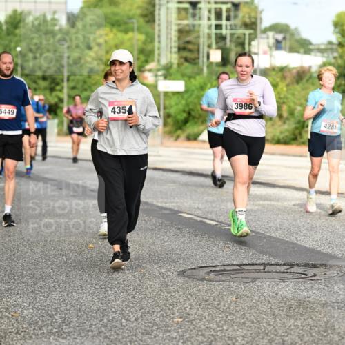 06.09.2026 - CURREX Alsterlauf Dr. Thomas Lammeyer http://msf.ph/oto/10141576 06.09.2026 10:10:33 Laufen 3986, 435, 5449, 4281 meine-sportfotos.de