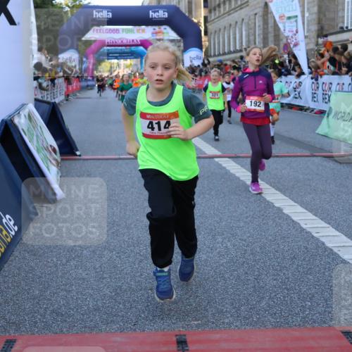 06.09.2026 - CURREX Alsterlauf Strokosch-Dieckow http://msf.ph/oto/10141601 06.09.2026 10:54:05 Ziel 157, 195, 201, 202, 203, 216, 218, 221, 256, 260, 292, 296, 302, 312, 321, 364, 379, 414, 416, 443, 446, 455, 8253 meine-sportfotos.de