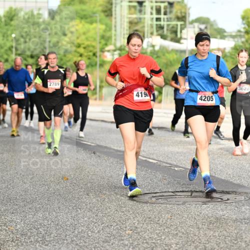 06.09.2026 - CURREX Alsterlauf Dr. Thomas Lammeyer http://msf.ph/oto/10141632 06.09.2026 10:10:39 Laufen 2789, 3627, 4196, 4205 meine-sportfotos.de