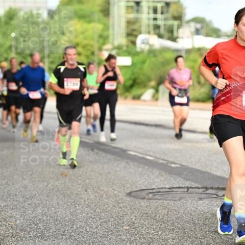 06.09.2026 - CURREX Alsterlauf Dr. Thomas Lammeyer http://msf.ph/oto/10141644 06.09.2026 10:10:41 Laufen 2769, 419 meine-sportfotos.de