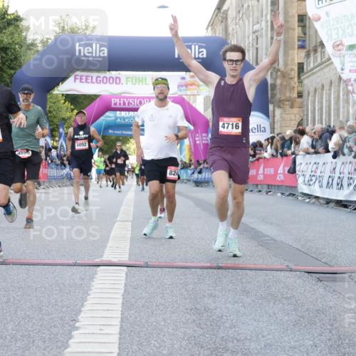 06.09.2026 - CURREX Alsterlauf Yannick Fuchs http://msf.ph/oto/10141650 06.09.2026 09:46:45 Ziel 2556, 3432, 3617, 4716, 4877, 4890, 5430, 5544, 8092, 8249 meine-sportfotos.de