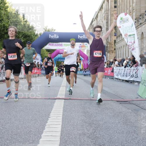 06.09.2026 - CURREX Alsterlauf Yannick Fuchs http://msf.ph/oto/10141661 06.09.2026 09:46:45 Ziel 2556, 3432, 3617, 4716, 4877, 4890, 5430, 5544, 8092, 8249 meine-sportfotos.de