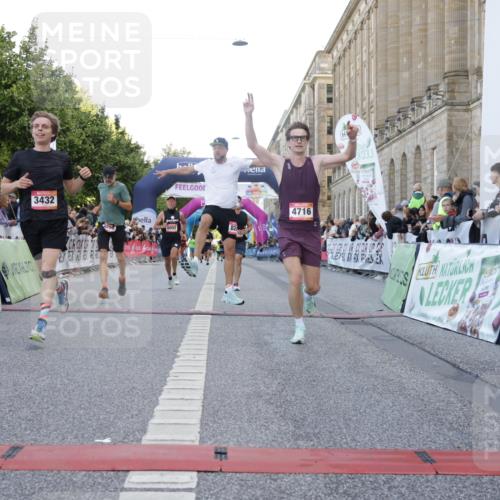 06.09.2026 - CURREX Alsterlauf Yannick Fuchs http://msf.ph/oto/10141691 06.09.2026 09:46:46 Ziel 2556, 3432, 3617, 4716, 4877, 4890, 5430, 5544, 8092, 8249 meine-sportfotos.de