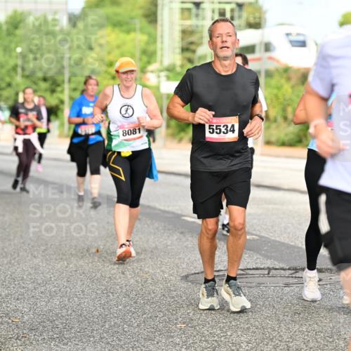 06.09.2026 - CURREX Alsterlauf Dr. Thomas Lammeyer http://msf.ph/oto/10141703 06.09.2026 10:10:47 Laufen 8081, 5534, 3134 meine-sportfotos.de