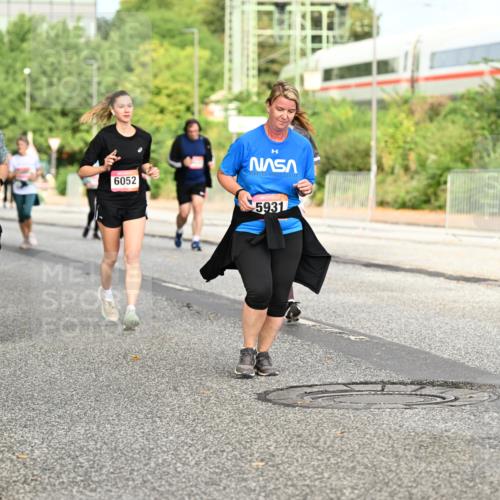 06.09.2026 - CURREX Alsterlauf Dr. Thomas Lammeyer http://msf.ph/oto/10141733 06.09.2026 10:10:50 Laufen 2938, 6052, 5931 meine-sportfotos.de