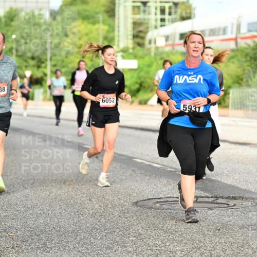 06.09.2026 - CURREX Alsterlauf Dr. Thomas Lammeyer http://msf.ph/oto/10141740 06.09.2026 10:10:51 Laufen 2938, 6052, 5931 meine-sportfotos.de