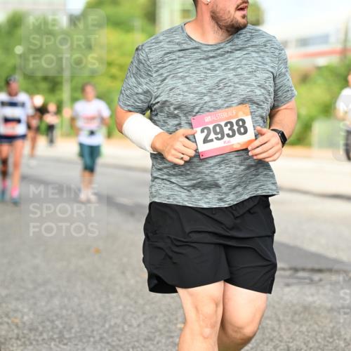 06.09.2026 - CURREX Alsterlauf Dr. Thomas Lammeyer http://msf.ph/oto/10141774 06.09.2026 10:10:54 Laufen 2938 meine-sportfotos.de