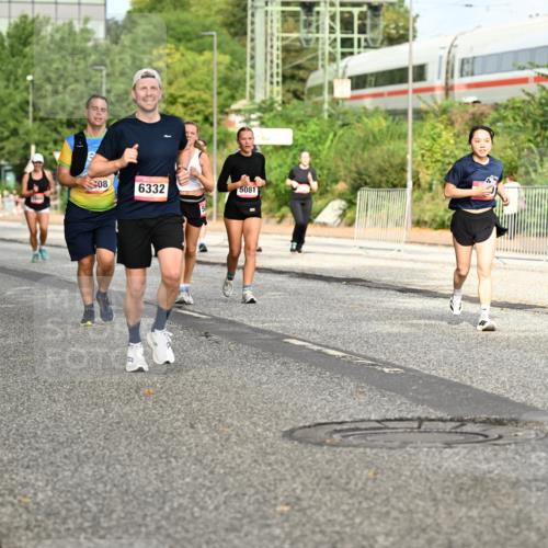 06.09.2026 - CURREX Alsterlauf Dr. Thomas Lammeyer http://msf.ph/oto/10141842 06.09.2026 10:11:01 Laufen 3234, 3741, 80, 6332, 5081 meine-sportfotos.de