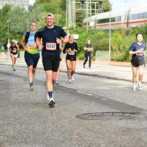 06.09.2026 - CURREX Alsterlauf Dr. Thomas Lammeyer http://msf.ph/oto/10141847 06.09.2026 10:11:02 Laufen 5457, 323, 3741, 64, 6332, 5081 meine-sportfotos.de