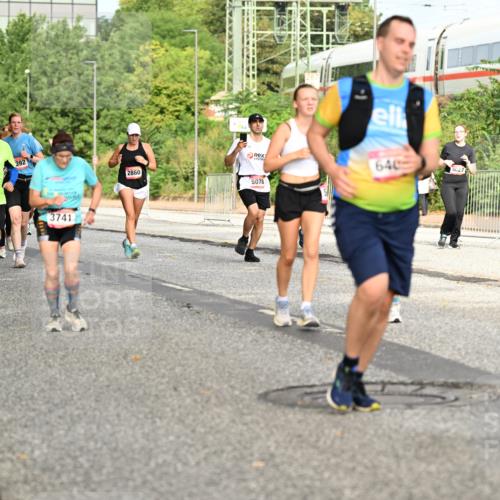 06.09.2026 - CURREX Alsterlauf Dr. Thomas Lammeyer http://msf.ph/oto/10141877 06.09.2026 10:11:05 Laufen 6336, 5457, 5221, 3234, 392, 3741, 50, 2860, 5078, 640 meine-sportfotos.de