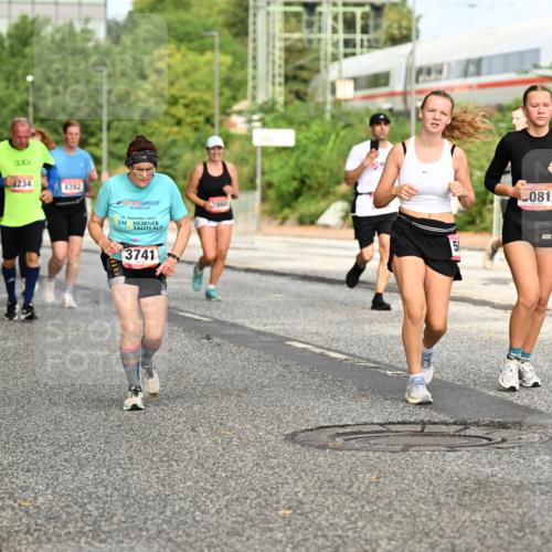 06.09.2026 - CURREX Alsterlauf Dr. Thomas Lammeyer http://msf.ph/oto/10141892 06.09.2026 10:11:06 Laufen 5457, 3234, 4392, 24, 2023, 860, 3741, 50, 081 meine-sportfotos.de