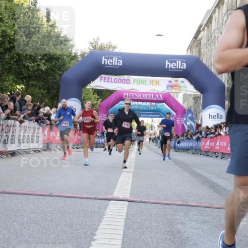 06.09.2026 - CURREX Alsterlauf Yannick Fuchs http://msf.ph/oto/10141904 06.09.2026 09:46:49 Ziel 2556, 3432, 3617, 4716, 4890, 6162, 6255, 8092, 8249 meine-sportfotos.de